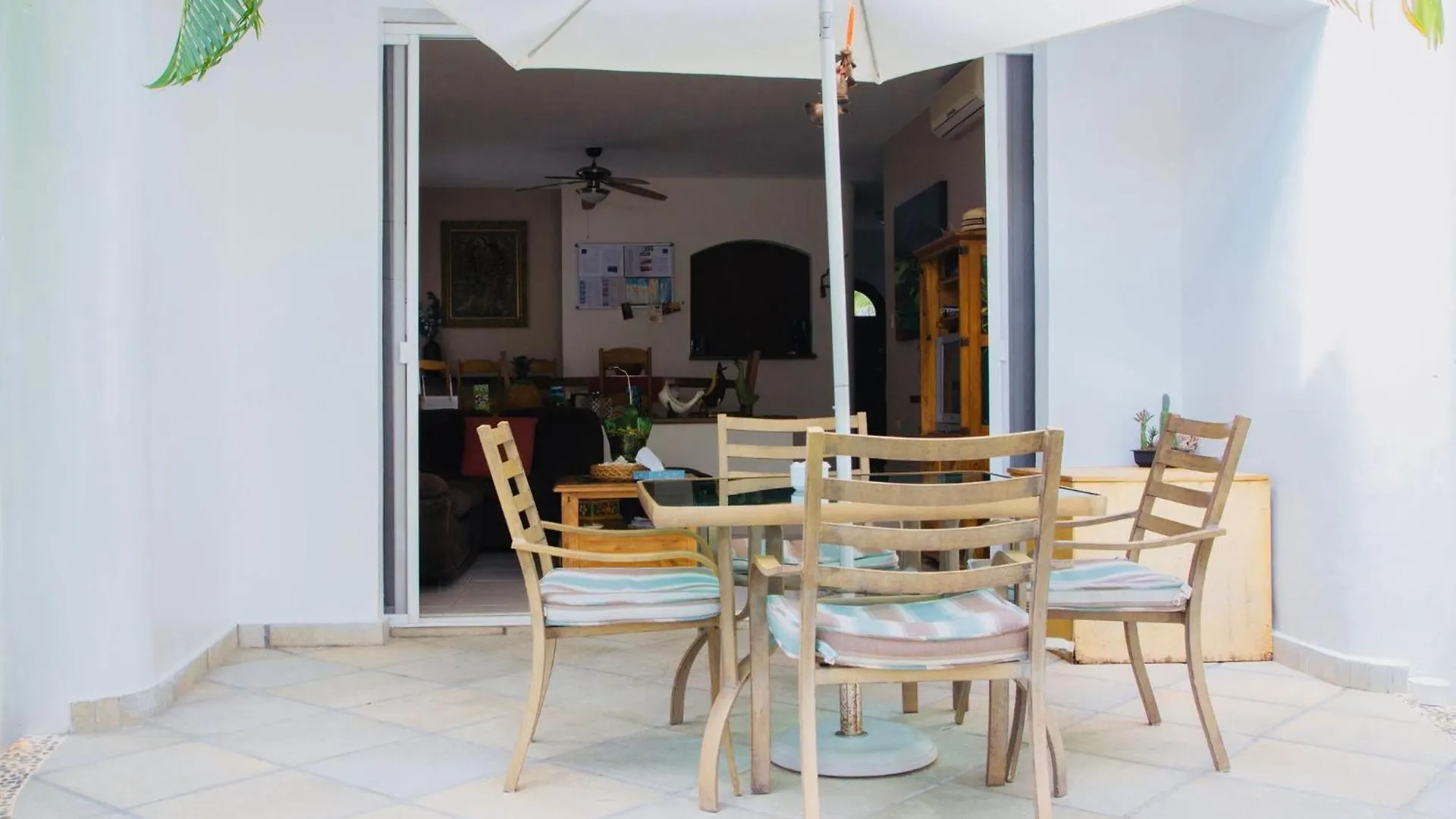 Superior Comfort Room With Swimming Pool Air Conditioning And Parking Playa del Carmen